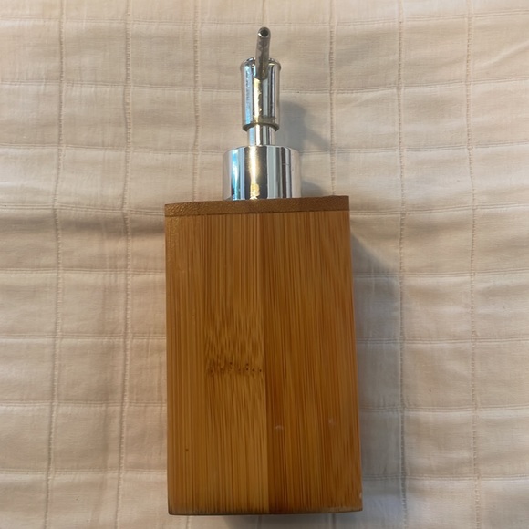 Ole Miss dispenser wooden soap lotion - Picture 4 of 6